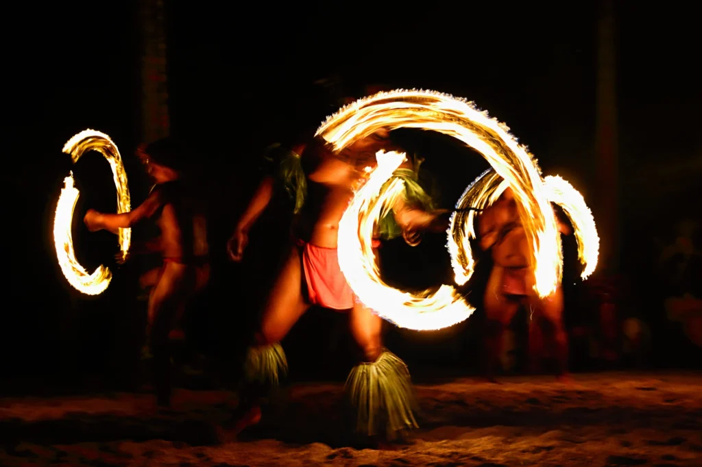 Best Lahaina Luaus